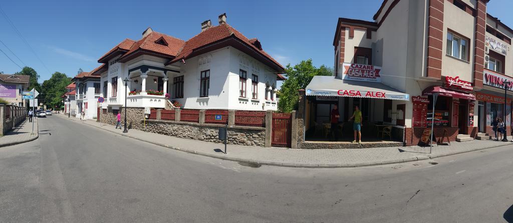 Casa Alex Hotel Targu Jiu Exterior photo