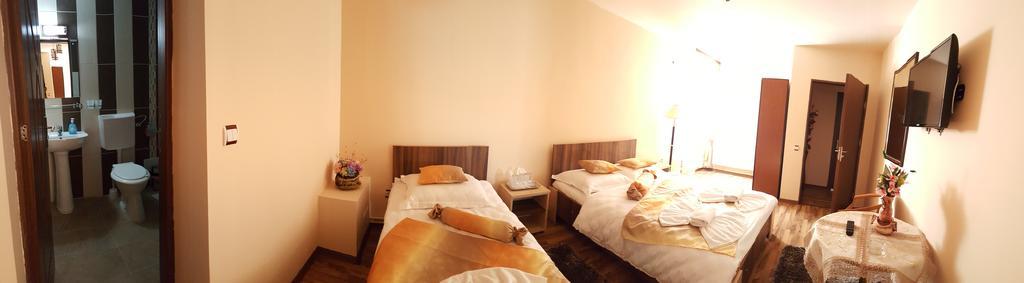 Casa Alex Hotel Targu Jiu Room photo
