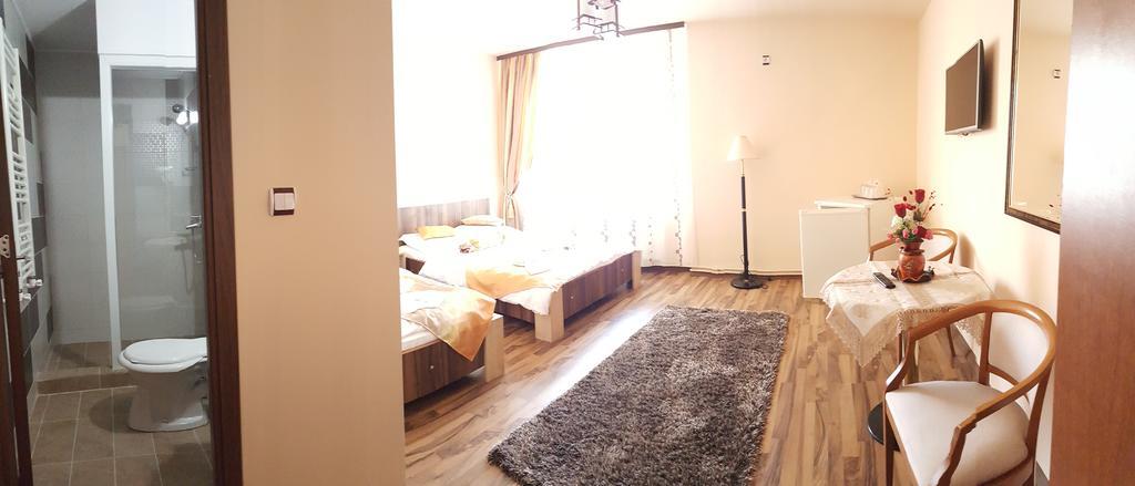 Casa Alex Hotel Targu Jiu Room photo