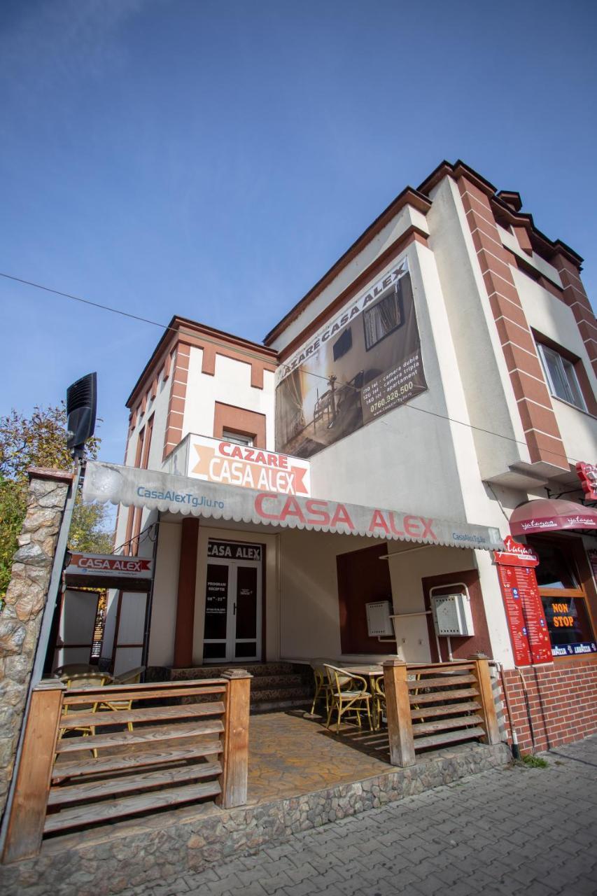 Casa Alex Hotel Targu Jiu Exterior photo